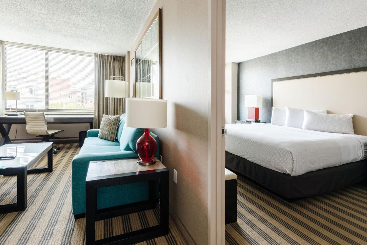 2500 Penn, A Placemakr Experience Washington