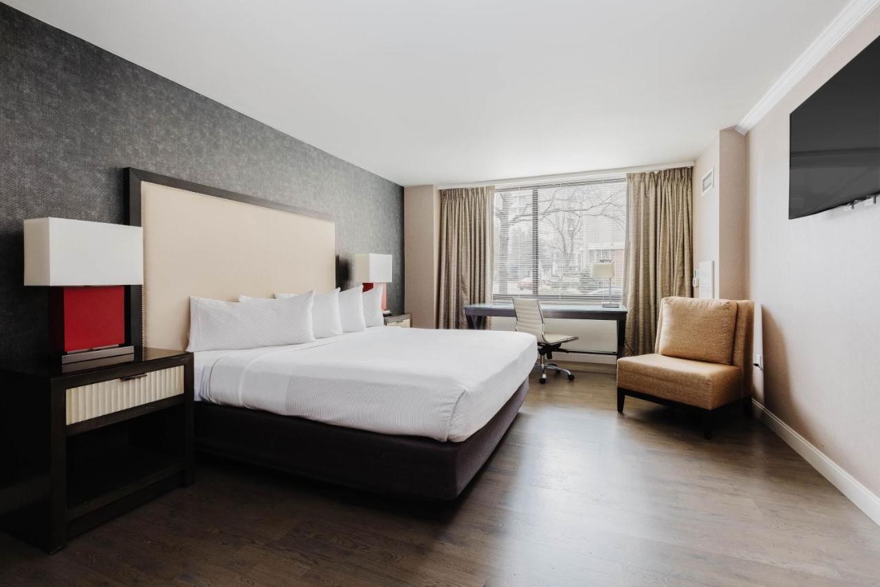 2500 Penn, A Placemakr Experience *