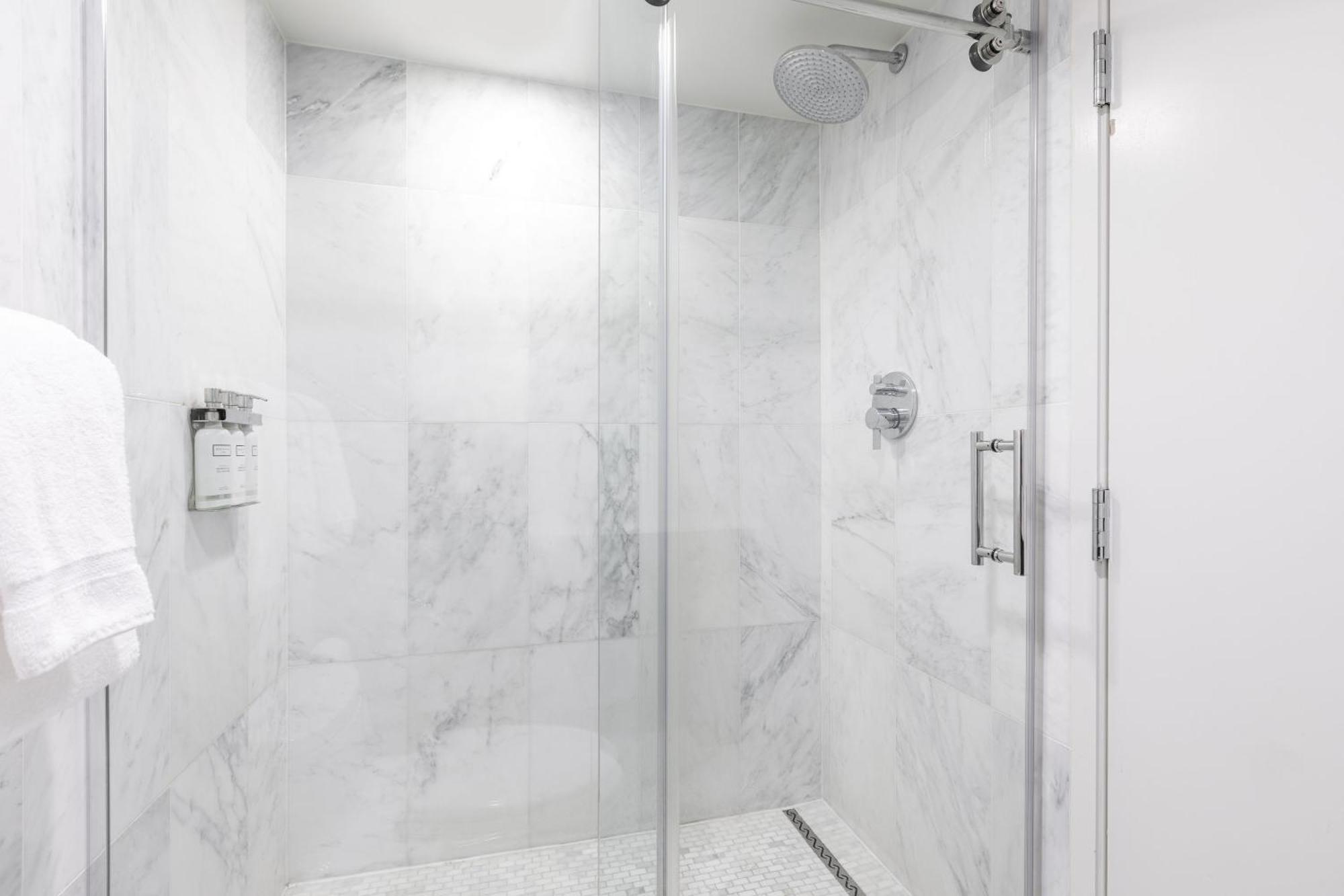 2500 Penn, A Placemakr Experience Apartment Washington